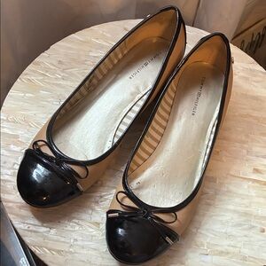 Tommy Hilfiger Women's Black and Beige Flats